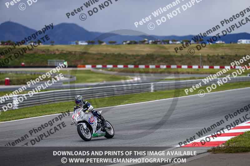 cadwell no limits trackday;cadwell park;cadwell park photographs;cadwell trackday photographs;enduro digital images;event digital images;eventdigitalimages;navarra;no limits trackdays;peter wileman photography;racing digital images;trackday digital images;trackday photos